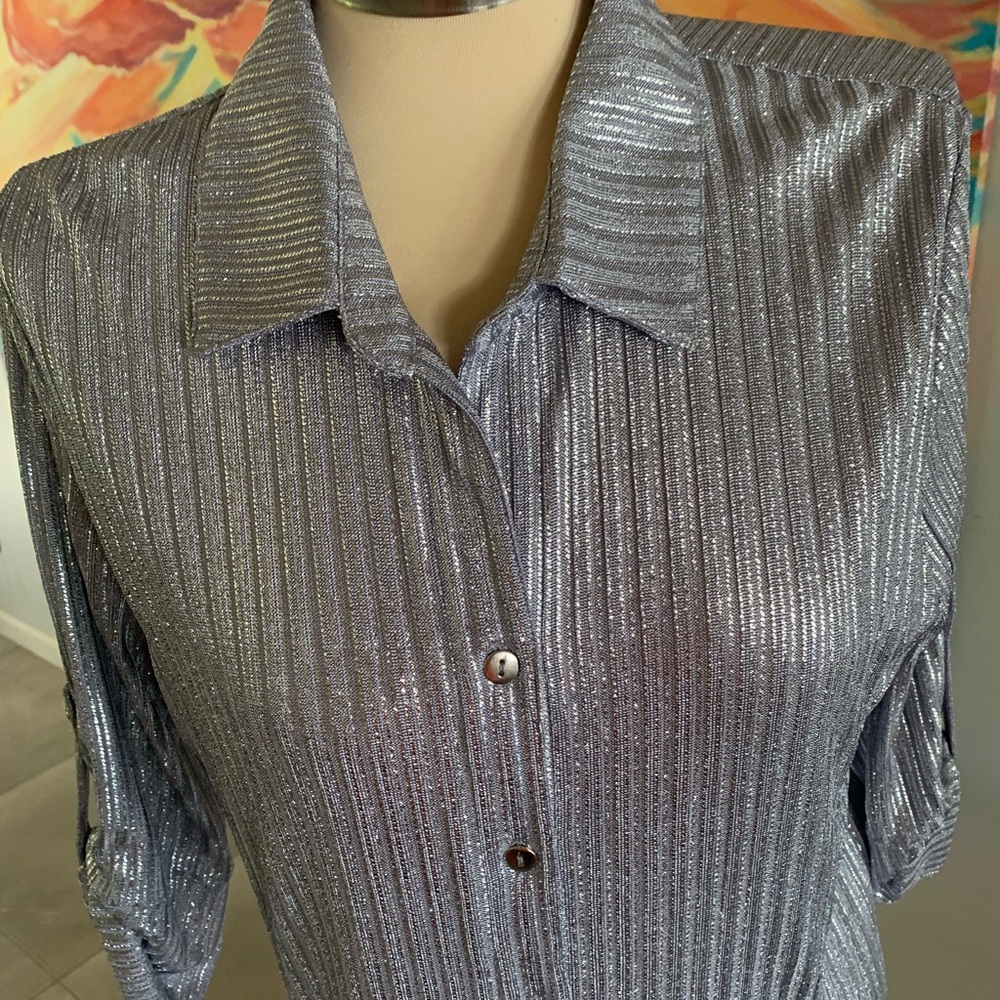 NWT Pure Amici Silver Metallic Button-Down L
